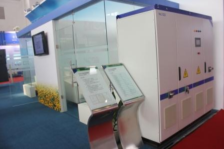 兆瓦級光伏水冷型一體化逆變站亮相(圖2) 兆瓦級光伏水冷型一體化逆變站亮相(圖2)