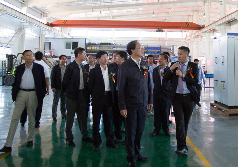 青海能高新能源關(guān)鍵設(shè)備產(chǎn)業(yè)化基地投產(chǎn)儀式啟動(dòng)(圖7) 青海能高新能源關(guān)鍵設(shè)備產(chǎn)業(yè)化基地投產(chǎn)儀式啟動(dòng)(圖7)