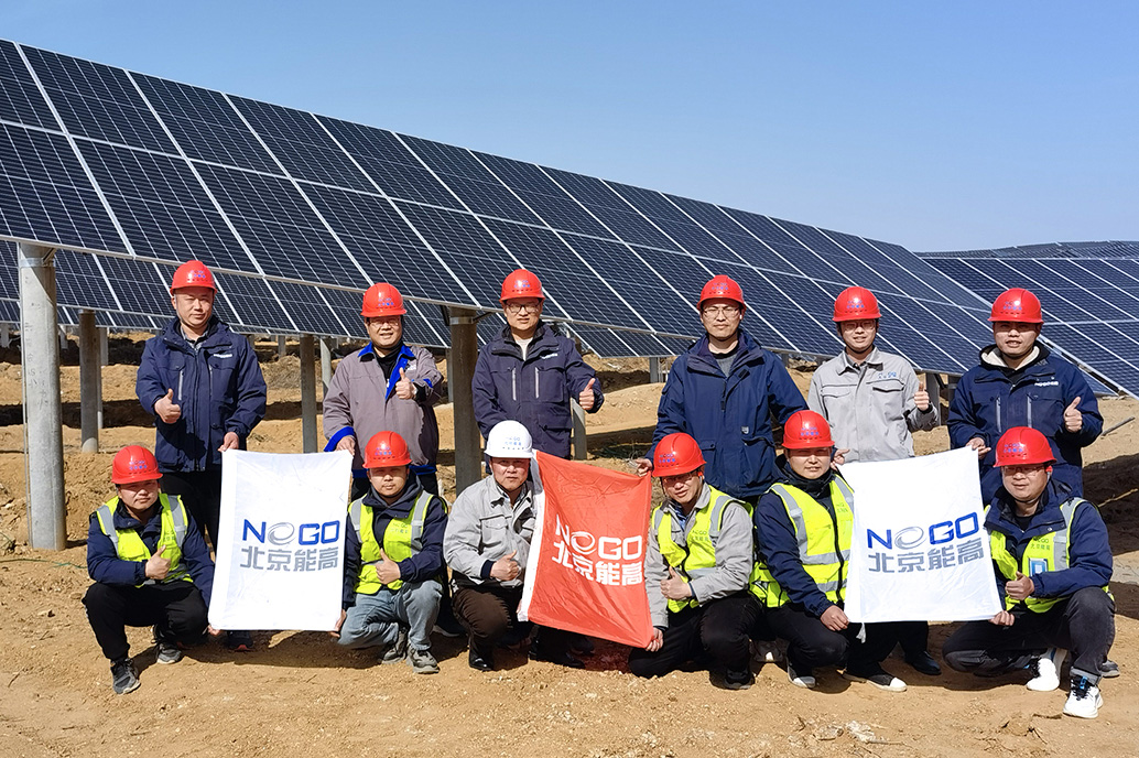 山東棲霞112MW農光互補項目成功并網(wǎng)(圖2) 山東棲霞112MW農光互補項目成功并網(wǎng)(圖2)